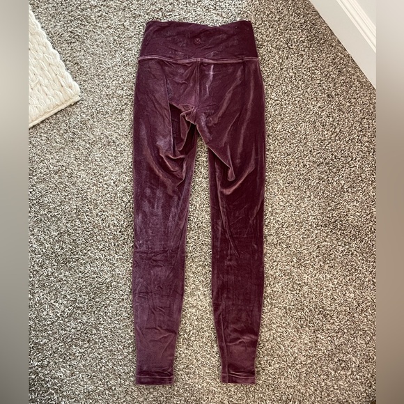 Lululemon mauve velvet leggings Size 4 - Picture 3 of 7
